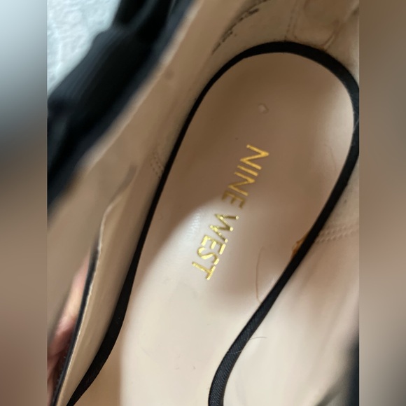 ❗️SOLD❗️Beautiful shoes - Picture 7 of 9